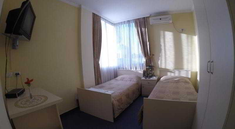 Hotel 3A Tirana Exterior foto